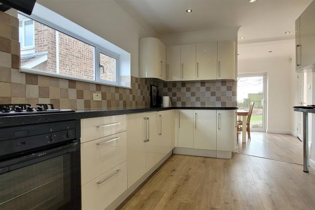 15, Matford Hill, Chippenham photo 3