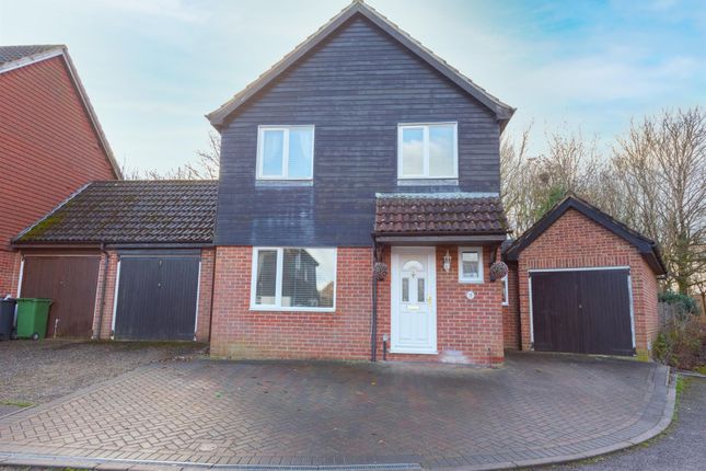 Thumbnail Detached house for sale in Exeter Close, Basingstoke