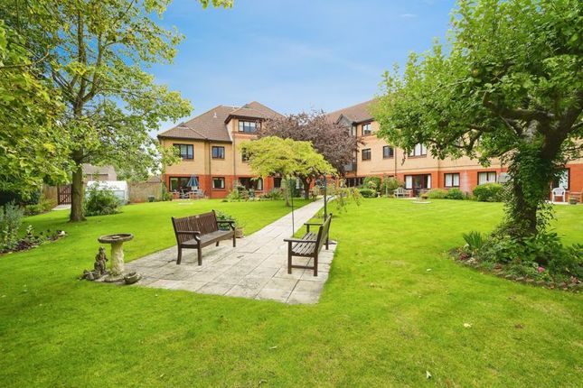 Thumbnail Property for sale in Marlborough Court, Didcot