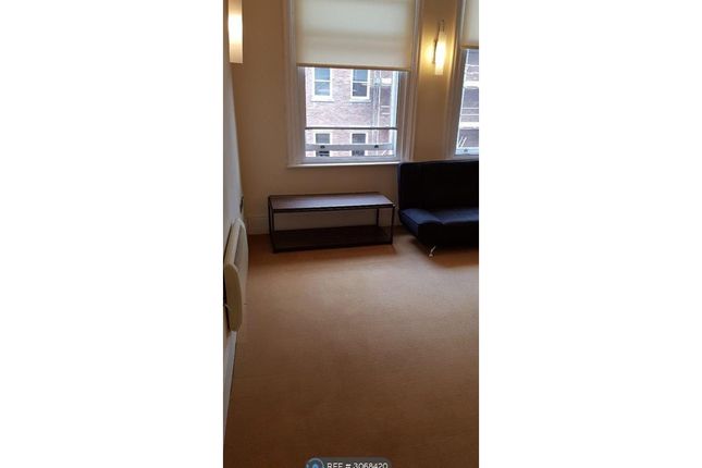 Flat C, Dean Street, Newcastle Upon Tyne photo 4