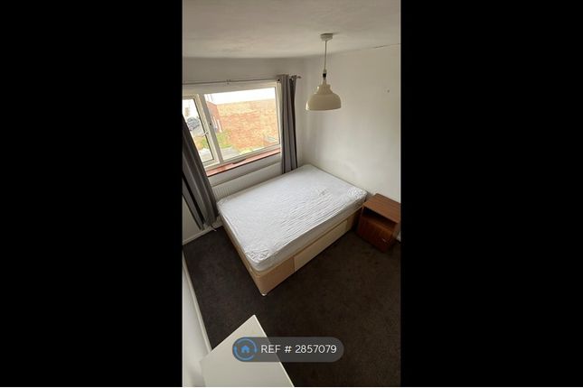 Horsecroft R, Hemel Hempstead photo 3