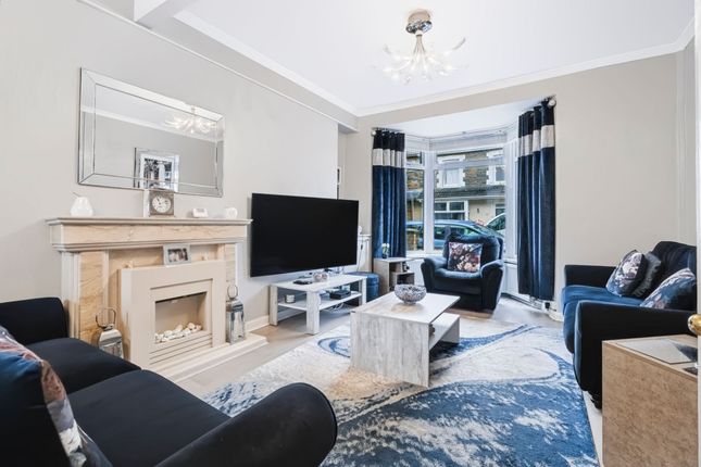 11 Tudor Street, Pontypridd photo 4