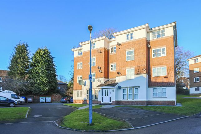 Thumbnail Flat for sale in Harvard Grove, Salford