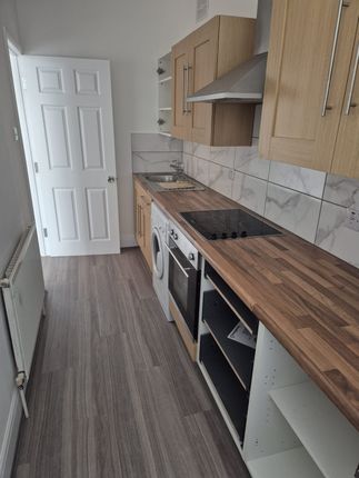 456a Southcoates Lane, Hull photo 3