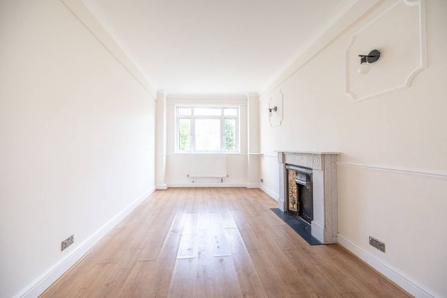 Thumbnail Flat to rent in Camden Road, Camden Town, London