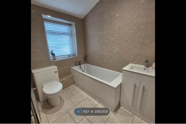 Elkesley Road Meden Vale, Mansfield photo 2