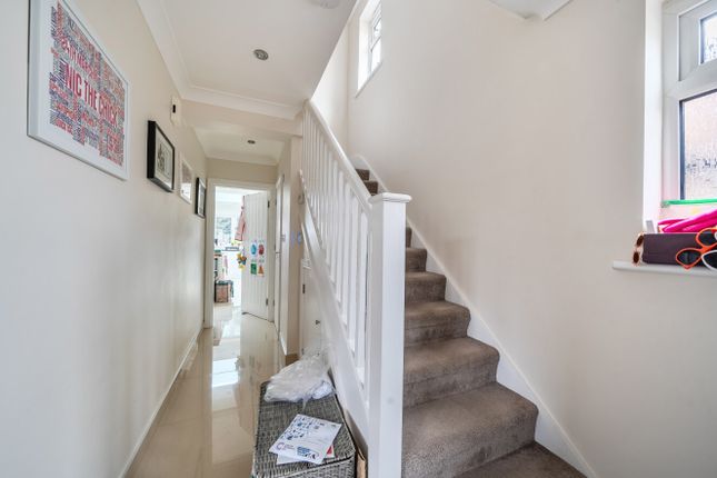 85, Mount Pleasant, Barnet photo 4