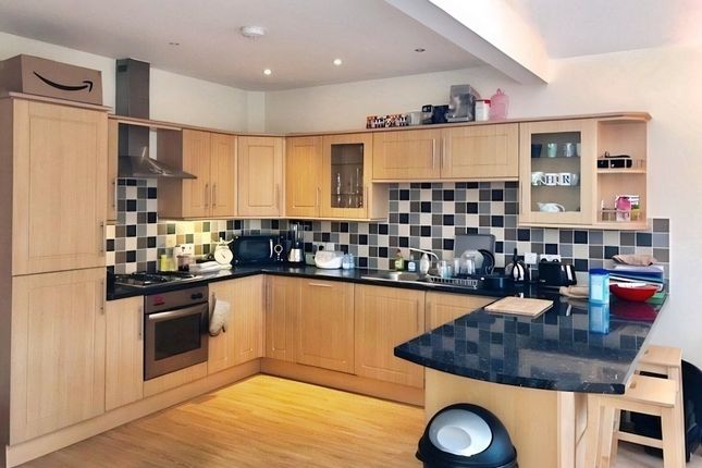 2, Brewers Court, Exeter photo 3