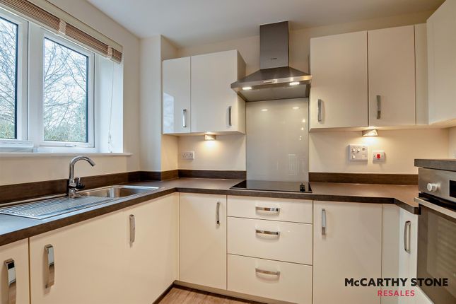 Flat for sale in Shackleton Place, Devizes, Wiltshire