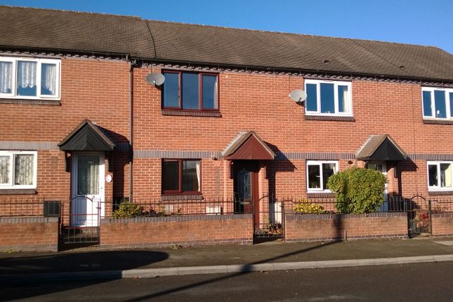 2 bed terraced house to rent in Queen Street, Burntwood