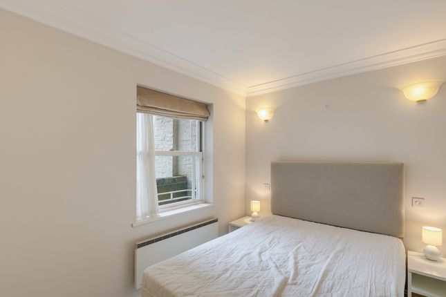 3, 6, Beaufort Gardens, Chelsea photo 4