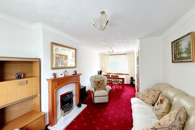 41, Oak Drive, Glasgow photo 2