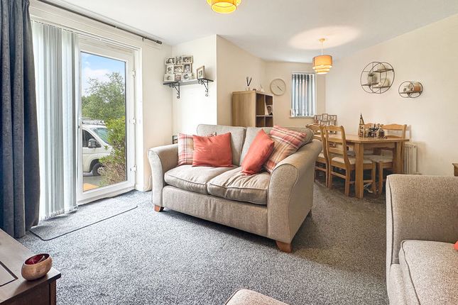 2 Shanklin House, 37, Brickfield Close, Newport photo 2