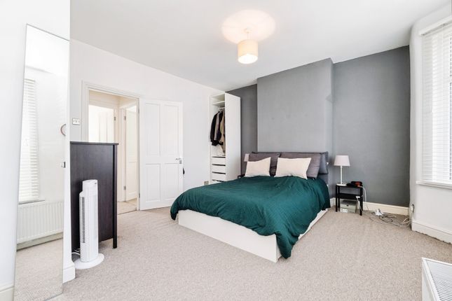 52, Langdon Road, London photo 4