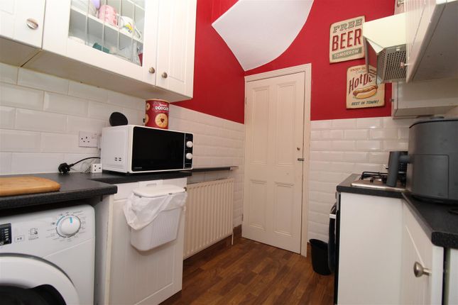 13, South End Terrace, Leeds photo 4