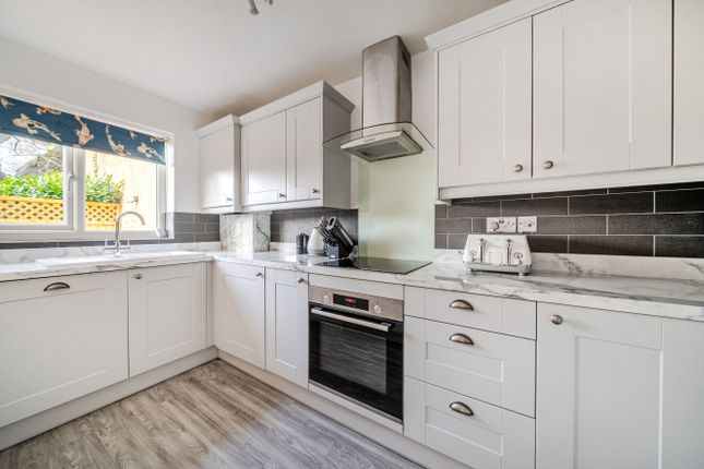17, Gainsborough, Berkshire photo 3