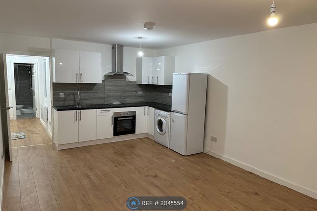 Thumbnail Flat to rent in Folwood Avenue, Bournemouth