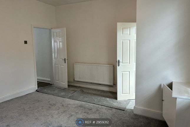 Bolton Road, Radcliffe, Manchester photo 3