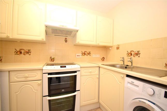 Flat for sale in Meadow Drive, Devizes, Wiltshire