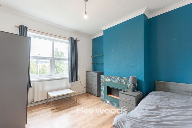 11 Spark Terrace, Stoke-On-Trent photo 4