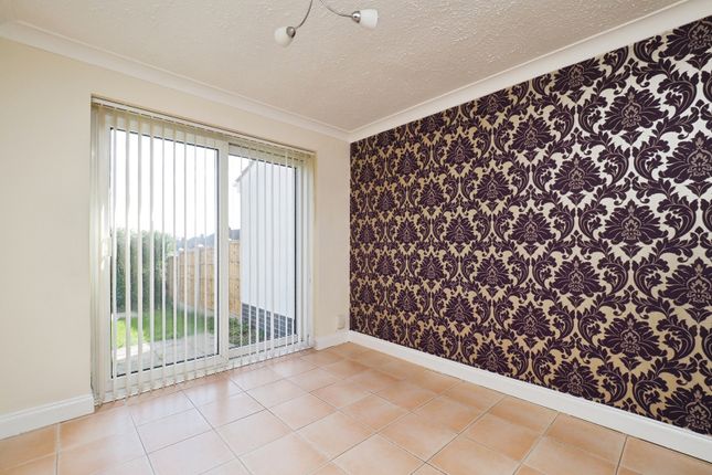 173, Thistledown Road, Nottingham photo 4