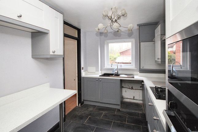 Terraced house for sale in Cavendish Close, Old Hall