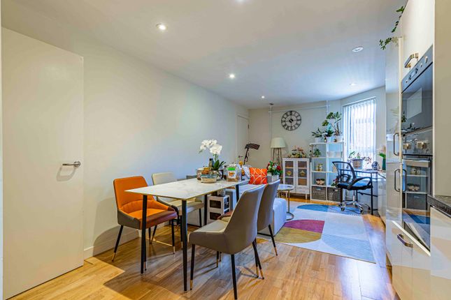 Flat 26, Attenborough Court,, Owen Square, Hertfordshire photo 4
