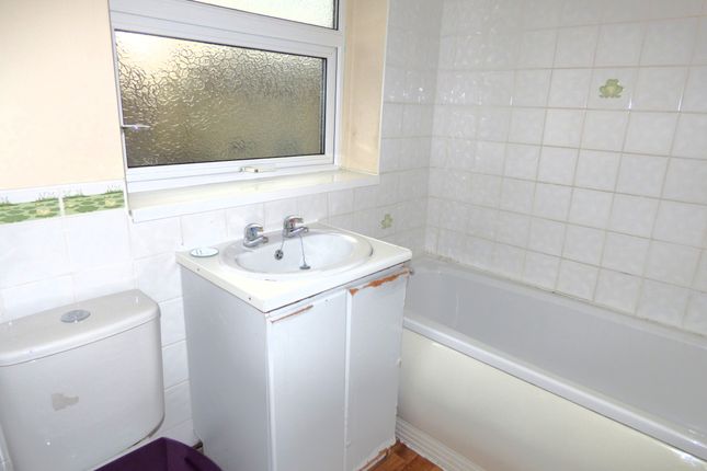 15, Durham photo 5