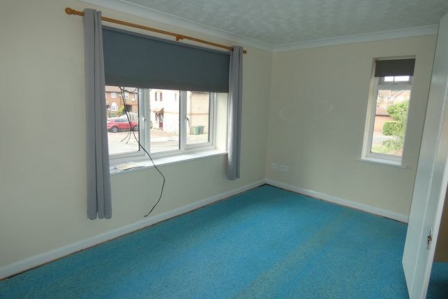 Columbine Close, Thetford photo 2