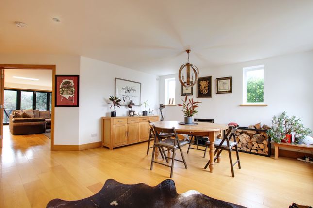 17, Island View Close, Lymington photo 4
