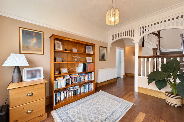 64, Harrowside, South Shore photo 4