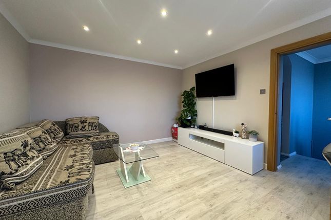 4, Preston Court, Holland-on-Sea, Clacton-on-Sea photo 4