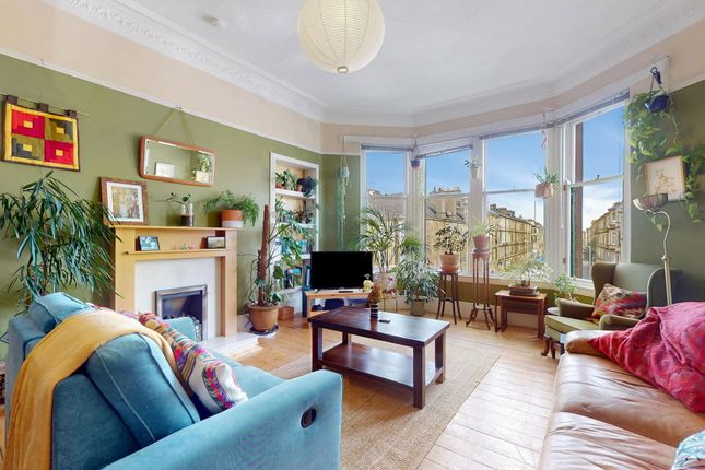 2/1, 50, Dixon Avenue, Glasgow photo 2