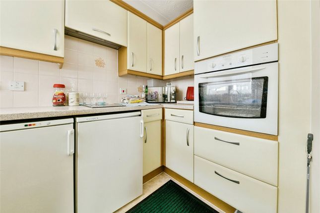 41, Bennett Court, Letchworth Garden City photo 4