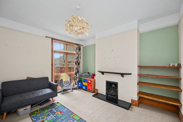153, Clifton Road, Rugby photo 4