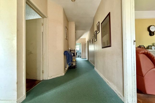 Southfield, Ross Road, Newent photo 4