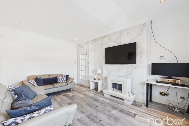 1/2 92 Sandaig Road, Barlanark, Glasgow photo 3