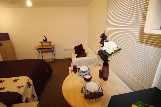 Studio to rent in Gibbon Lane, Plymouth