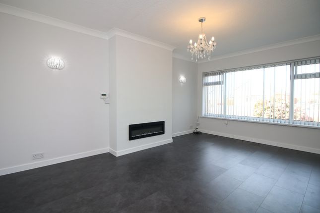 21, Southgate, Fleetwood photo 4