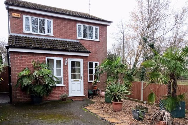 Thumbnail Detached house for sale in Lochmaben Close, Holmes Chapel, Crewe