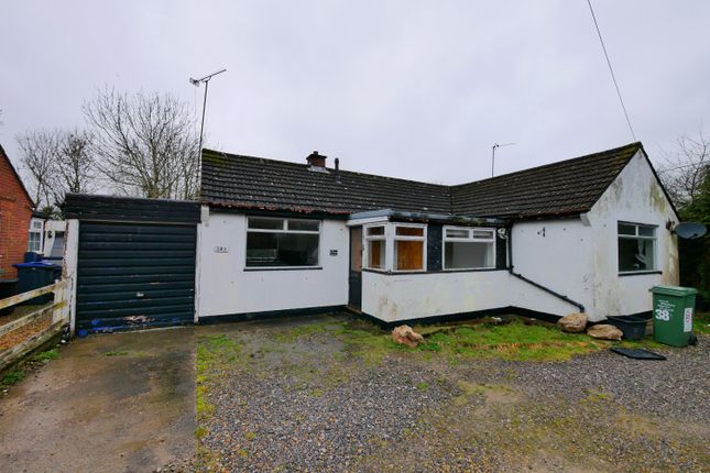 Thumbnail Detached bungalow to rent in Station Road, Purton, Swindon