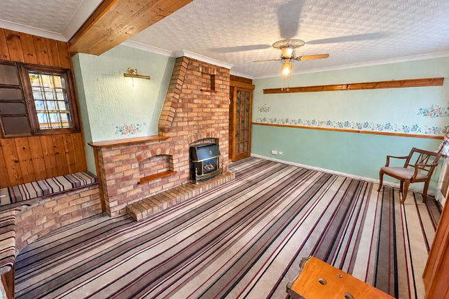 Falmouth Drive, Wigston photo 3