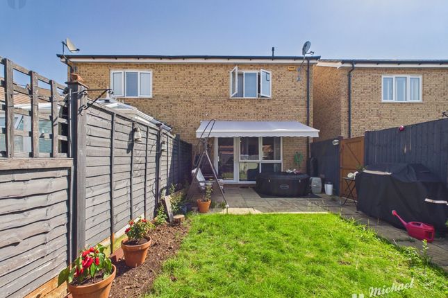 10 Winston Mews, Aylesbury photo 3