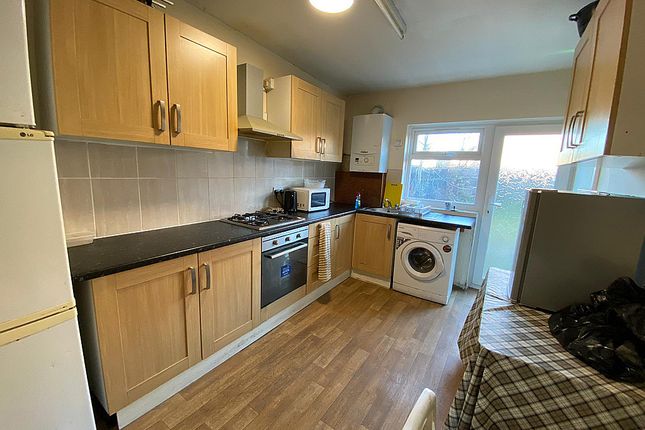 Terraced house to rent in Cambridge Road, Seven Kings, Ilford