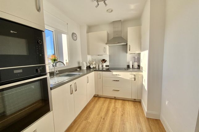 Flat 21 Elizabeth House, St. Giles Mews, Milton Keynes photo 2