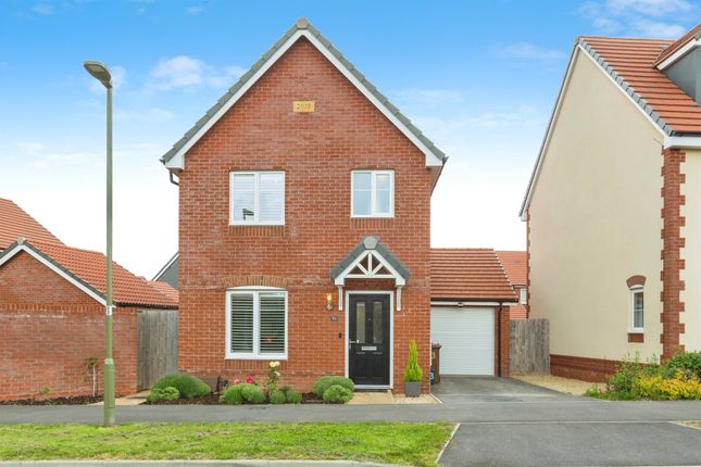 Detached house for sale in Sorrel Crescent, Didcot