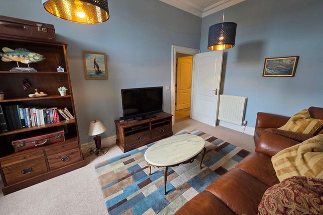 65 Dingleton Apts.,, Chiefswood Road, Melrose photo 3