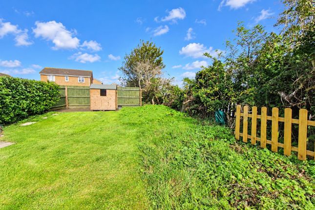 3, Tythegston Close, Porthcawl photo 2