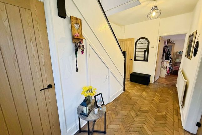 St Albans Vicarage, Heol Fach, Swansea photo 4