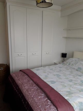 Thumbnail Room to rent in Brookdene Road, London